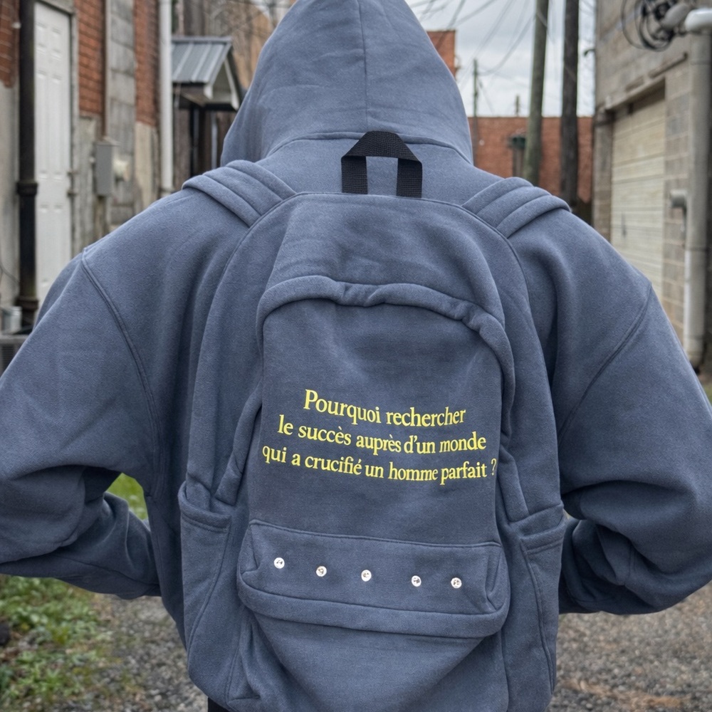 Custom BackPack Jacket - Picture 2 of 9